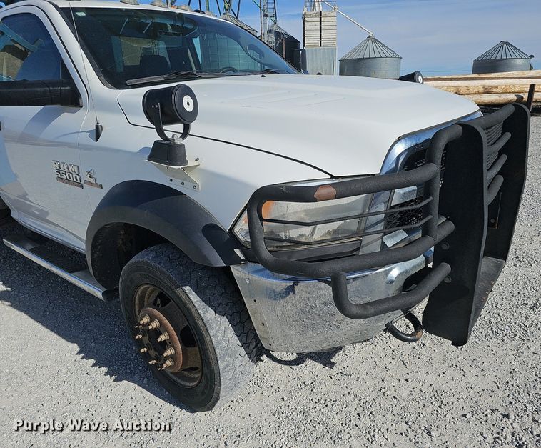 image for item DK0709 2015 Dodge Ram 5500HD bucket truck