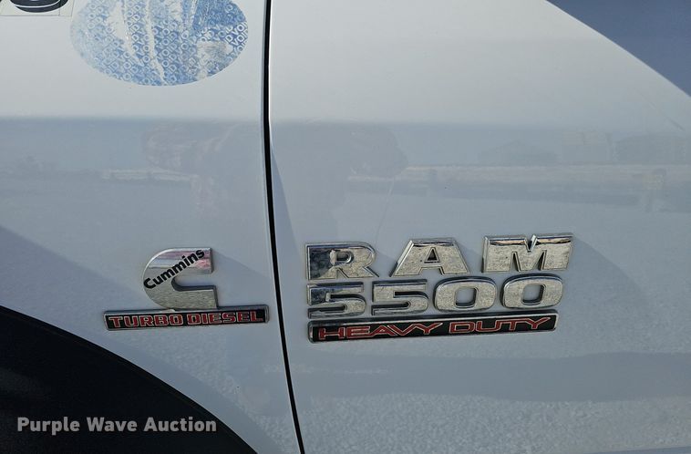 image for item DK0709 2015 Dodge Ram 5500HD bucket truck