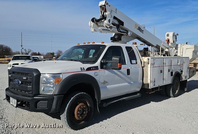 image for item DK0710 2013 Ford F550 Super Duty XL  bucket truck