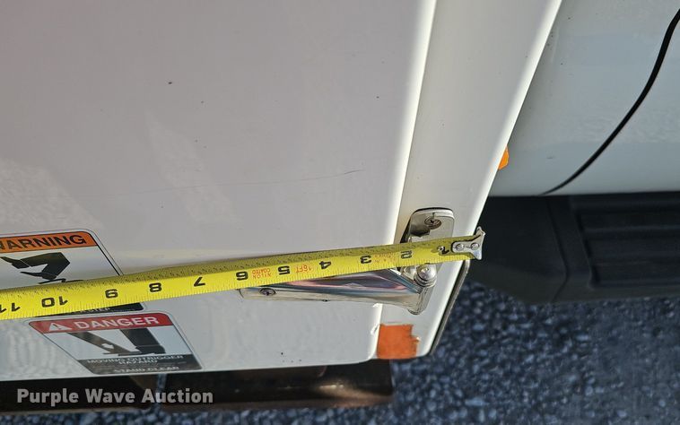 image for item DK0710 2013 Ford F550 Super Duty XL  bucket truck