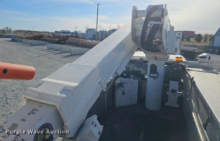 image for item DK0710 2013 Ford F550 Super Duty XL  bucket truck