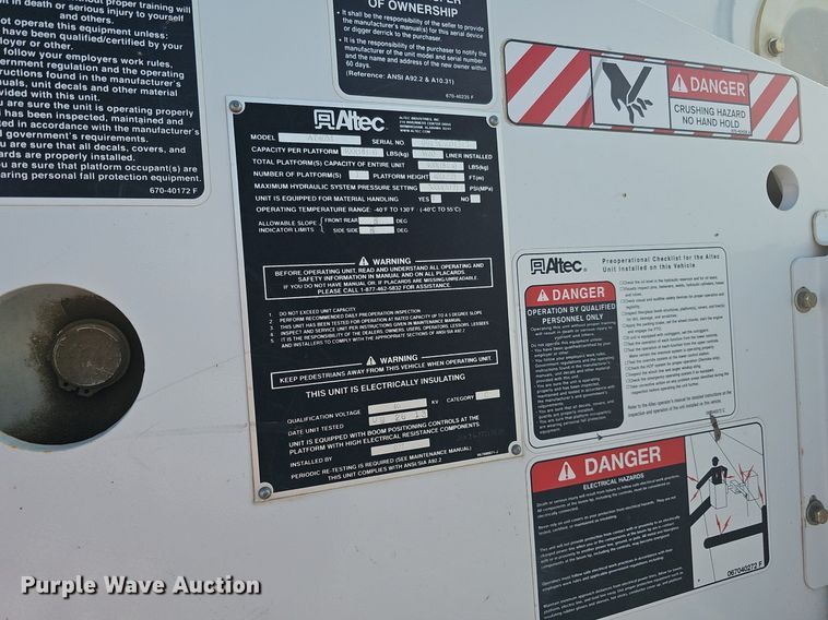 image for item DK0710 2013 Ford F550 Super Duty XL  bucket truck