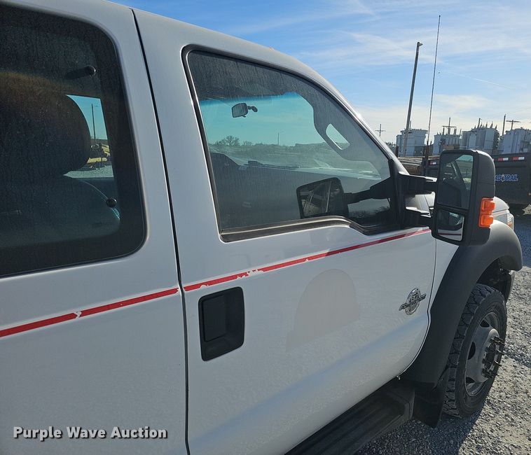 image for item DK0710 2013 Ford F550 Super Duty XL  bucket truck