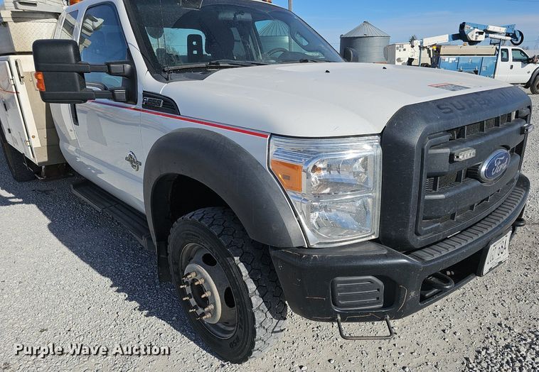 image for item DK0710 2013 Ford F550 Super Duty XL  bucket truck