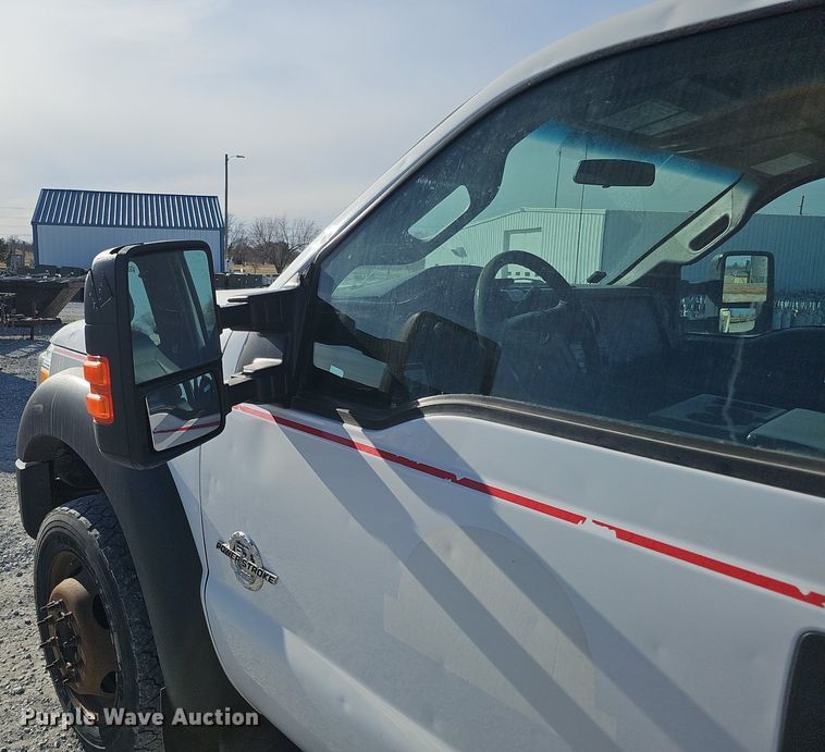 image for item DK0710 2013 Ford F550 Super Duty XL  bucket truck