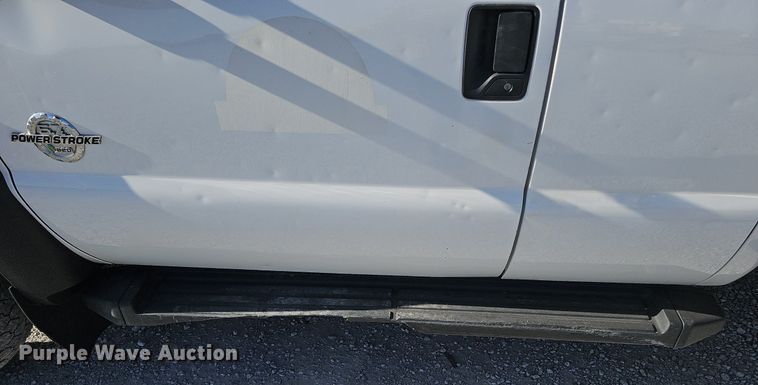 image for item DK0710 2013 Ford F550 Super Duty XL  bucket truck