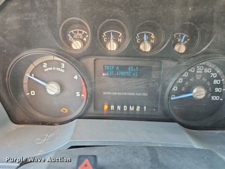 image for item DK0710 2013 Ford F550 Super Duty XL  bucket truck