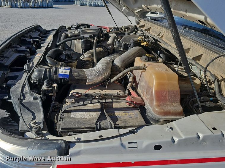 image for item DK0710 2013 Ford F550 Super Duty XL  bucket truck