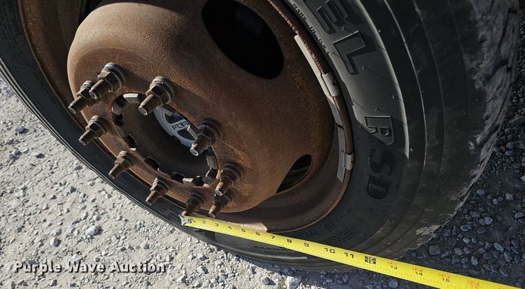 image for item DK0710 2013 Ford F550 Super Duty XL  bucket truck