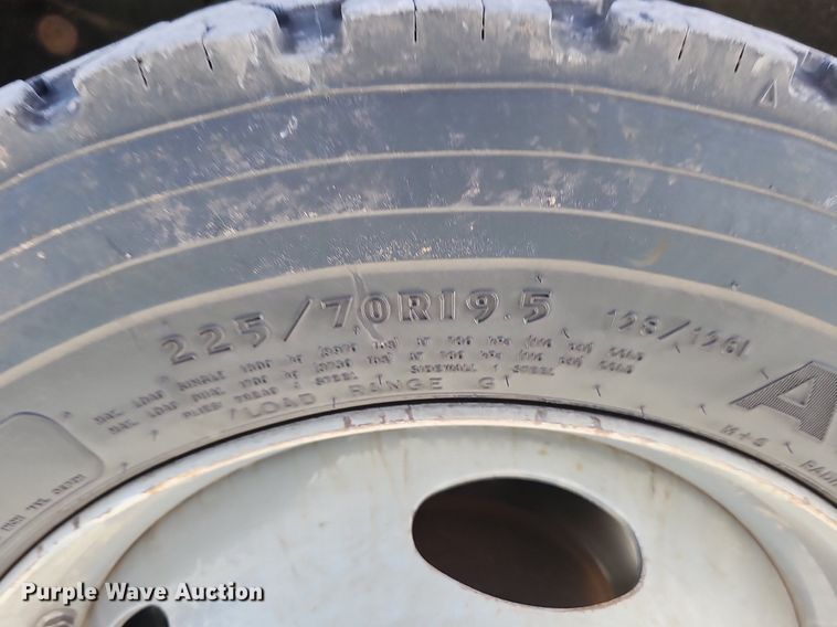 image for item DK0710 2013 Ford F550 Super Duty XL  bucket truck