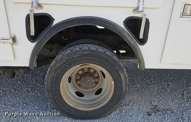 image for item DK0710 2013 Ford F550 Super Duty XL  bucket truck