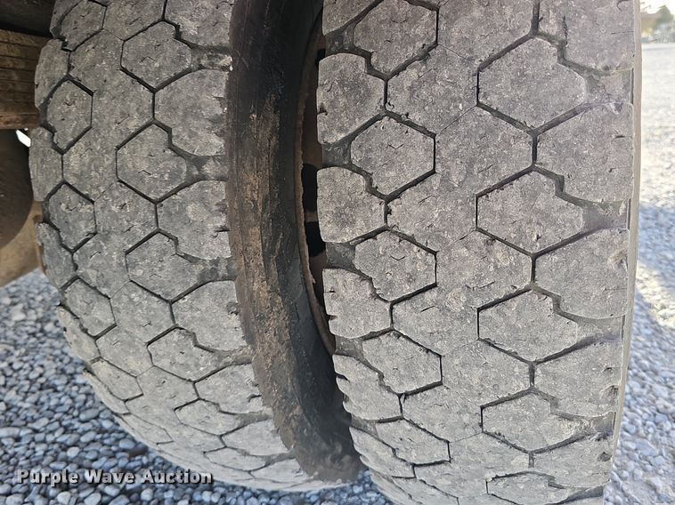 image for item DK0710 2013 Ford F550 Super Duty XL  bucket truck