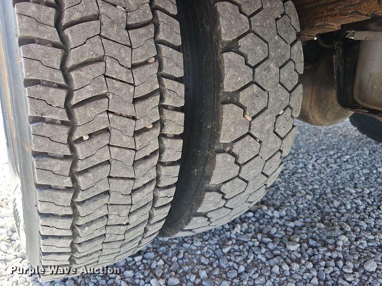 image for item DK0710 2013 Ford F550 Super Duty XL  bucket truck