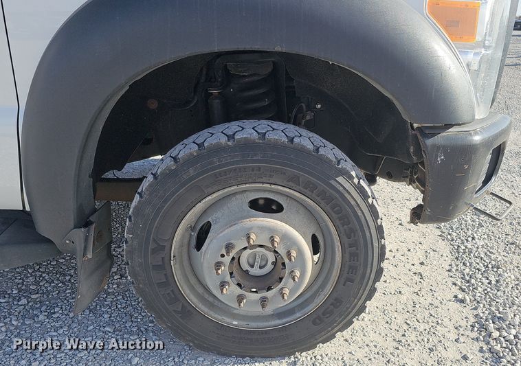 image for item DK0710 2013 Ford F550 Super Duty XL  bucket truck