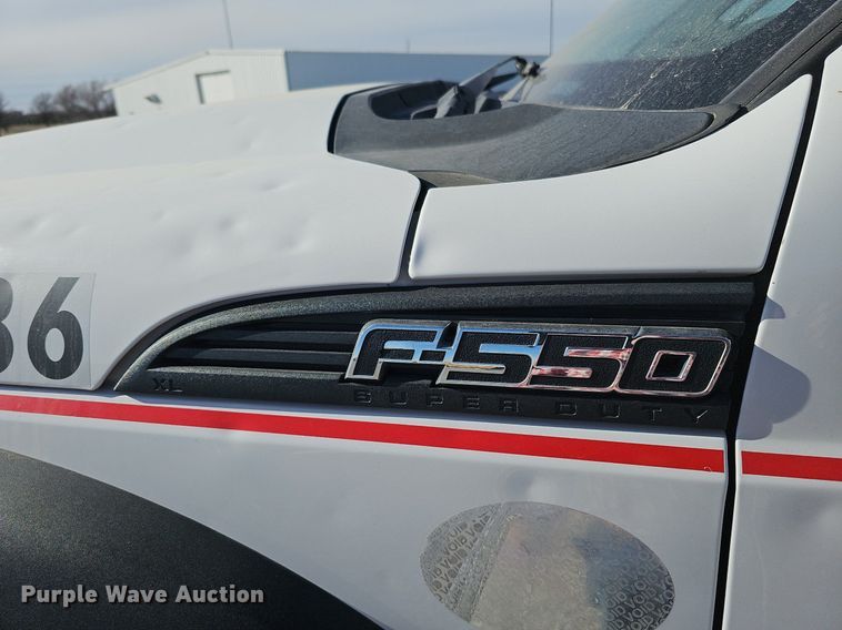 image for item DK0710 2013 Ford F550 Super Duty XL  bucket truck