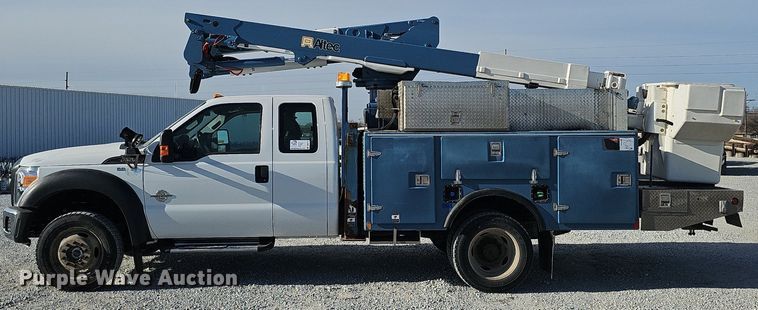 image for item DK0711 2015 Ford F550 Super Duty XL  bucket truck