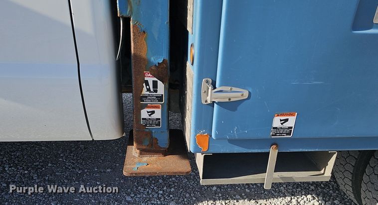 image for item DK0711 2015 Ford F550 Super Duty XL  bucket truck