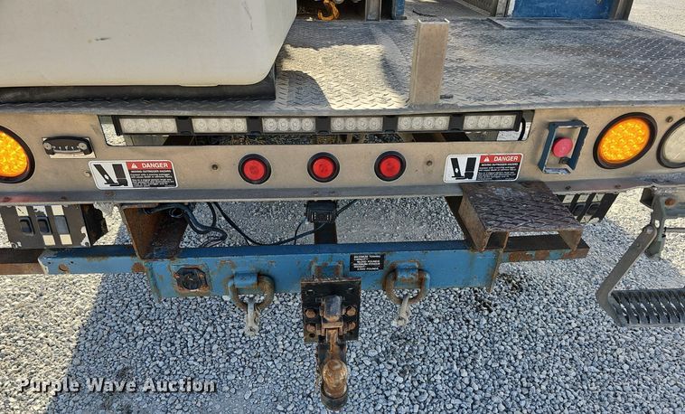 image for item DK0711 2015 Ford F550 Super Duty XL  bucket truck