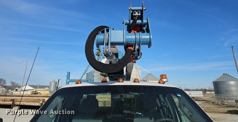 image for item DK0711 2015 Ford F550 Super Duty XL  bucket truck