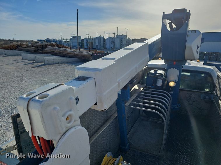 image for item DK0711 2015 Ford F550 Super Duty XL  bucket truck