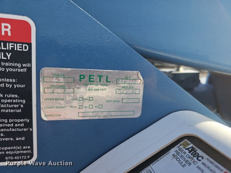 image for item DK0711 2015 Ford F550 Super Duty XL  bucket truck