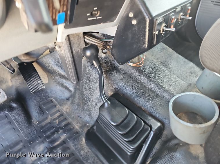 image for item DK0711 2015 Ford F550 Super Duty XL  bucket truck