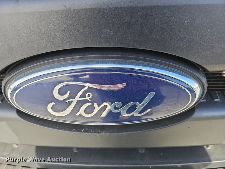 image for item DK0711 2015 Ford F550 Super Duty XL  bucket truck