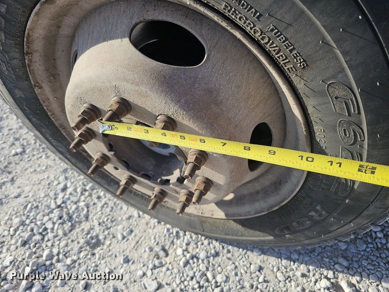 image for item DK0711 2015 Ford F550 Super Duty XL  bucket truck