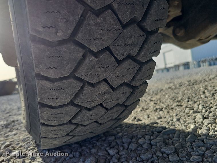 image for item DK0711 2015 Ford F550 Super Duty XL  bucket truck