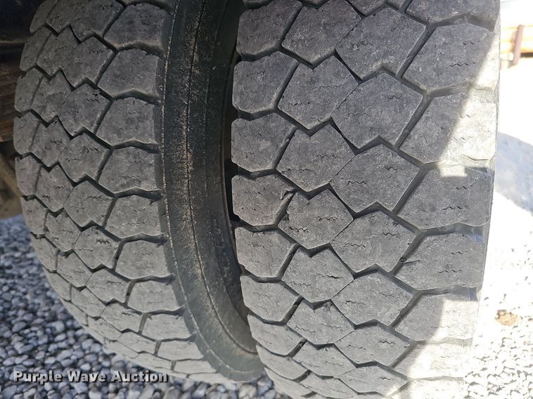 image for item DK0711 2015 Ford F550 Super Duty XL  bucket truck