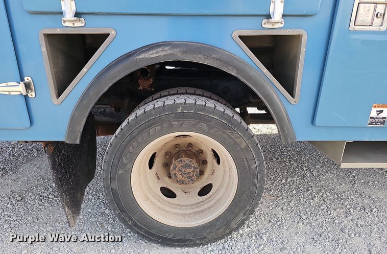 image for item DK0711 2015 Ford F550 Super Duty XL  bucket truck