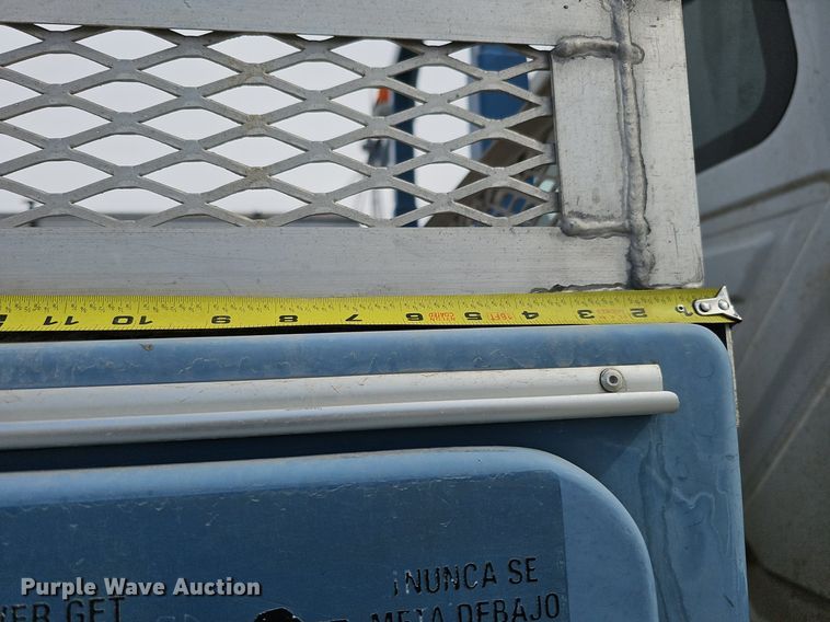 image for item DK0712 2009 International WorkStar 7400 bucket truck