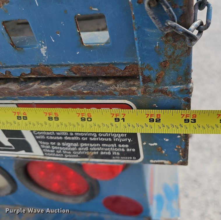 image for item DK0712 2009 International WorkStar 7400 bucket truck