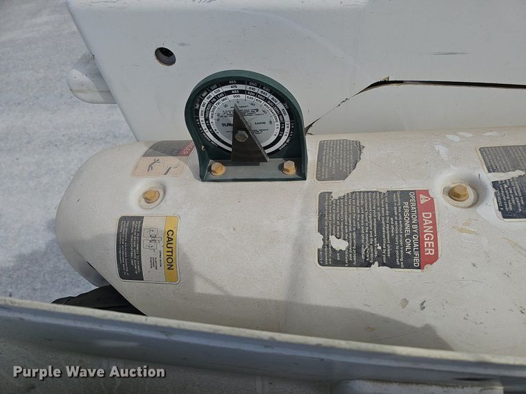 image for item DK0712 2009 International WorkStar 7400 bucket truck