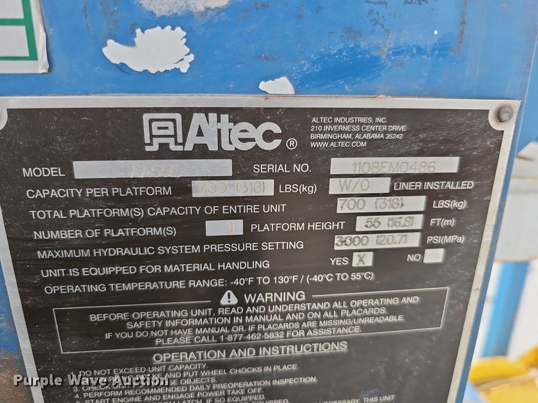 image for item DK0712 2009 International WorkStar 7400 bucket truck