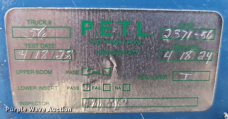 image for item DK0712 2009 International WorkStar 7400 bucket truck