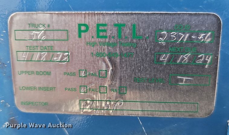 image for item DK0712 2009 International WorkStar 7400 bucket truck