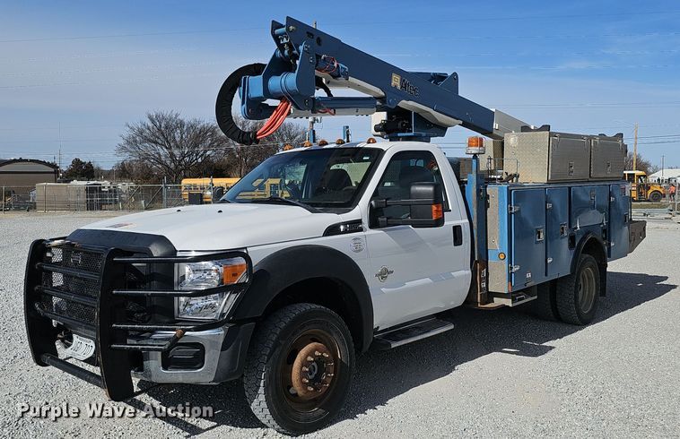 image for item DK0713 2015 Ford F550 Super Duty XL  bucket truck