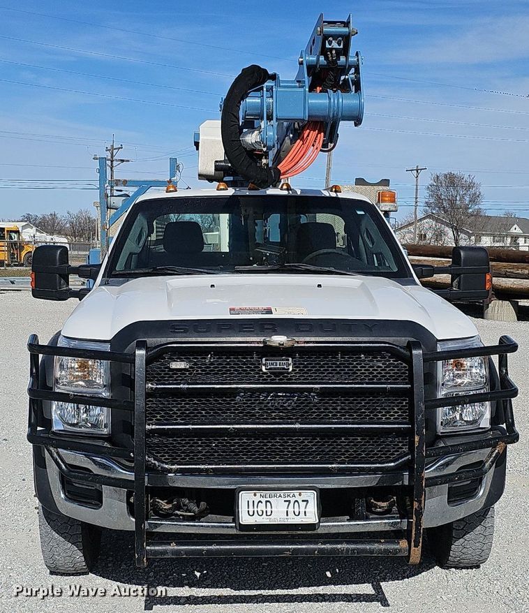 image for item DK0713 2015 Ford F550 Super Duty XL  bucket truck