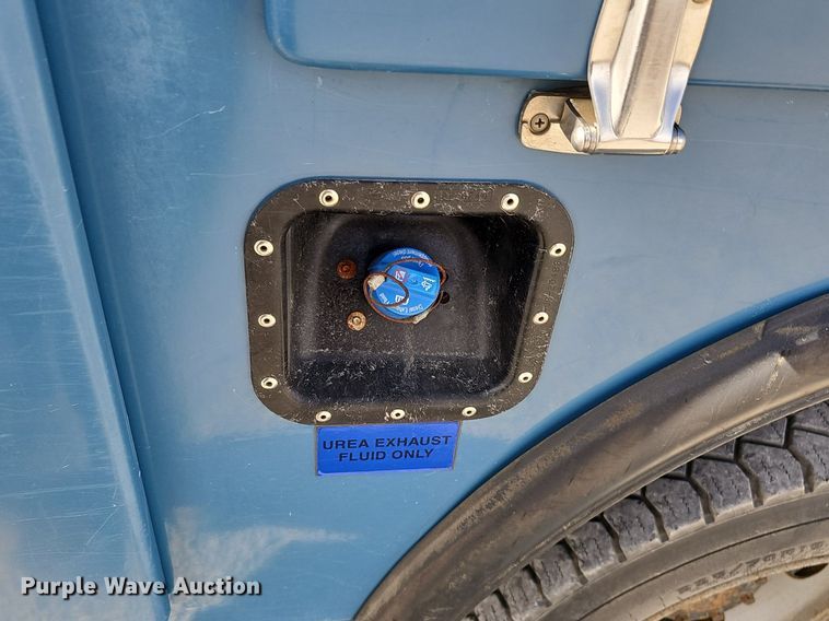 image for item DK0713 2015 Ford F550 Super Duty XL  bucket truck