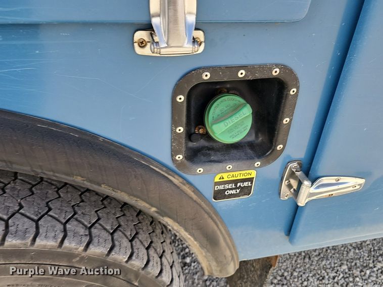 image for item DK0713 2015 Ford F550 Super Duty XL  bucket truck