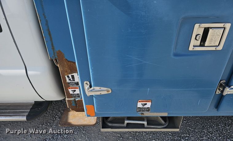 image for item DK0713 2015 Ford F550 Super Duty XL  bucket truck