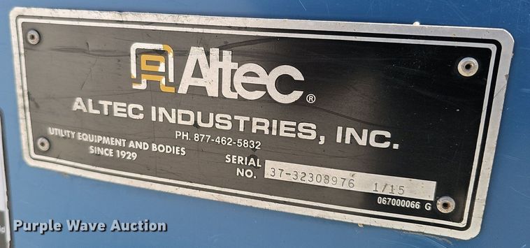 image for item DK0713 2015 Ford F550 Super Duty XL  bucket truck