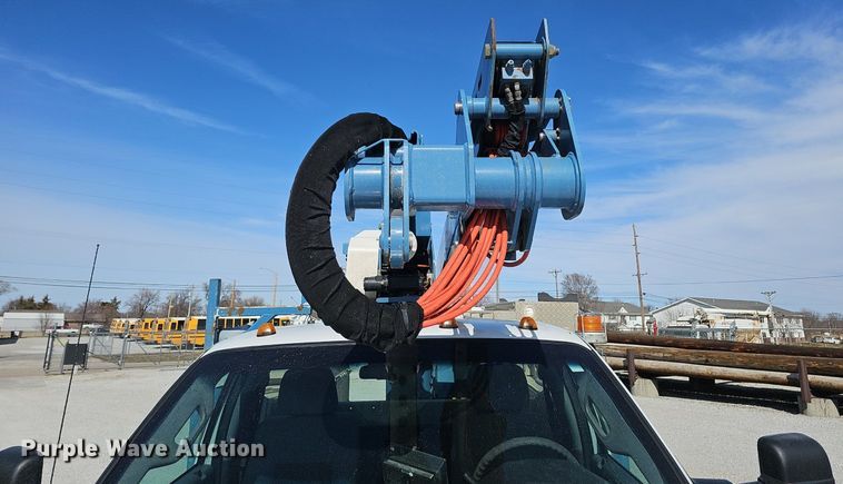 image for item DK0713 2015 Ford F550 Super Duty XL  bucket truck