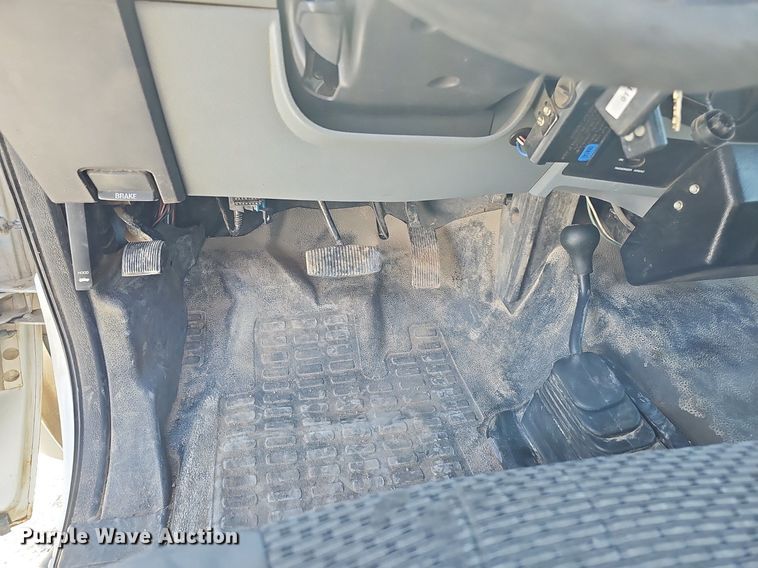 image for item DK0713 2015 Ford F550 Super Duty XL  bucket truck