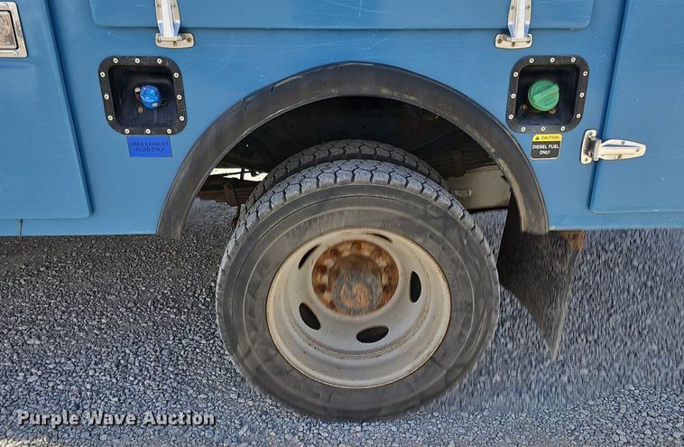 image for item DK0713 2015 Ford F550 Super Duty XL  bucket truck