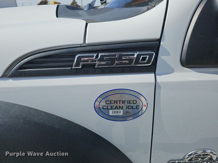 image for item DK0713 2015 Ford F550 Super Duty XL  bucket truck