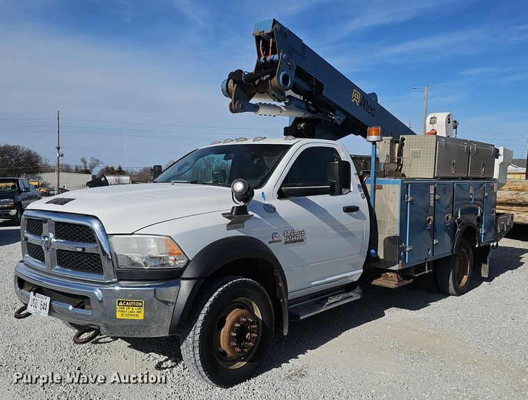 image for item DK0714 2015 Dodge Ram 5500HD bucket truck