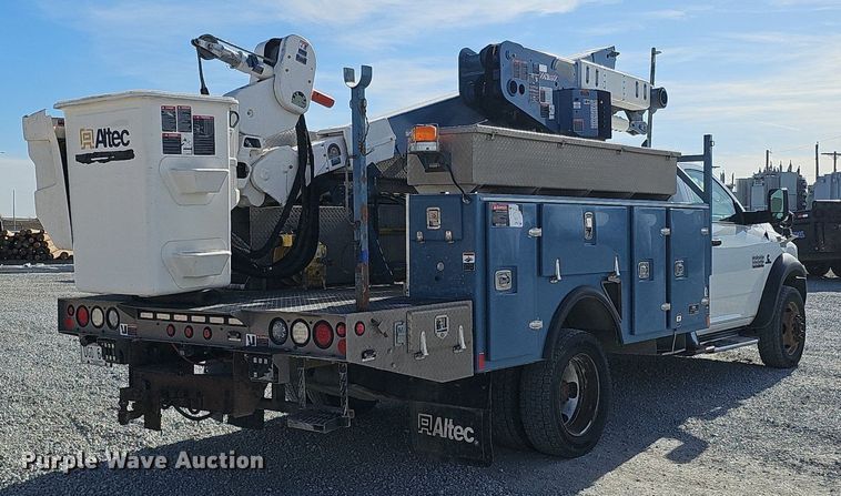 image for item DK0714 2015 Dodge Ram 5500HD bucket truck
