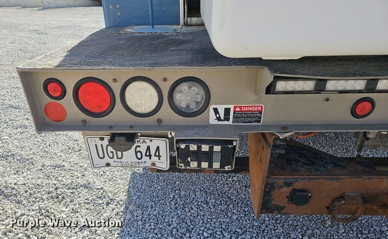 image for item DK0714 2015 Dodge Ram 5500HD bucket truck